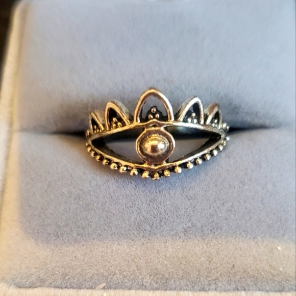 💚5/$25 Silver Tone Evil Eye Boho Design Ring Size 6 - Picture 3 of 3